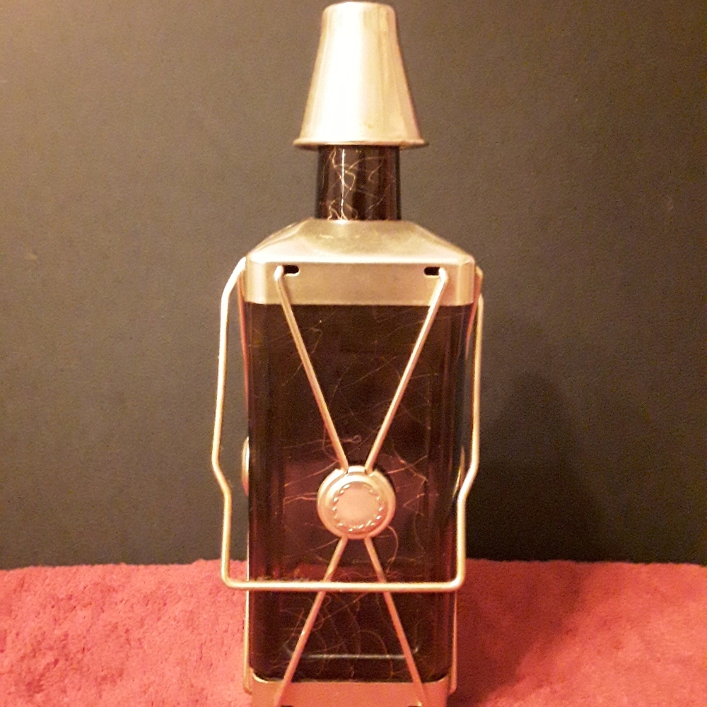 Vintage mid century Amber glass decanter w/gold splatter